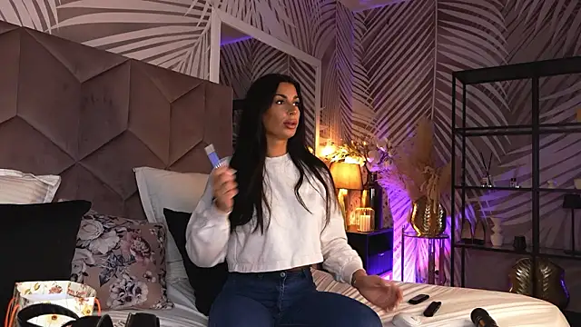 EvaRhea online show from 03-06-26, 03:47