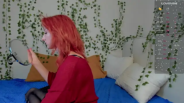 LisaFlames online show from 10-25-25, 09:06