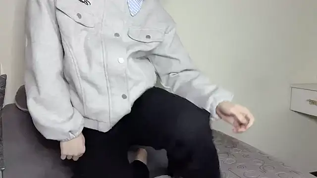 Snapshot of xiaoyang5200 chatting on 11-23-25, 01:55 xiaoyang5200 online show from 11-23-25, 01:55