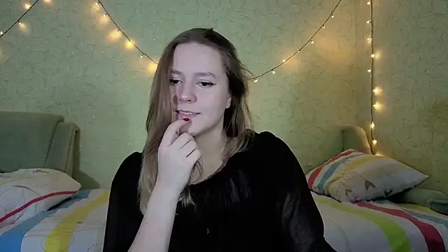 ShyMistery online show from 11-24-25, 06:51