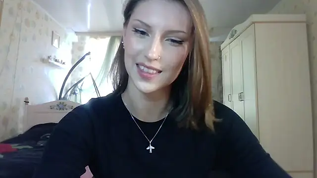 RuxaShade online show from 10-15-25, 11:10