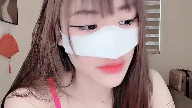 MaiLiiil online show from 09-12-25, 04:12