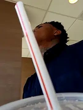 Dropdingo online show from 10-18-25, 06:52