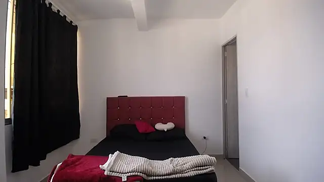 yohacriss online show from 11-19-25, 03:34