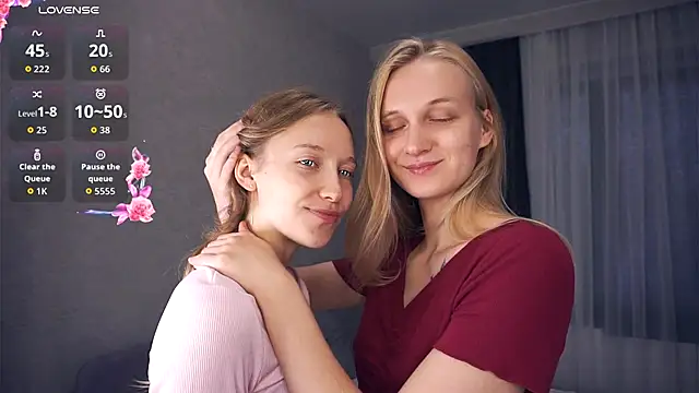 Snapshot of EarnestineGyllenband chatting on 09-24-25, 05:55 EarnestineGyllenband online show from 09-24-25, 05:55