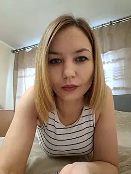 VeroLoverx online show from 11-16-25, 10:54