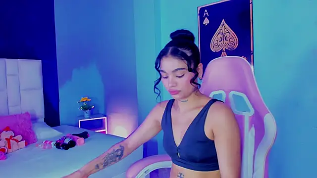 Snapshot of SammyRose_ chatting on 09-18-25, 07:49 SammyRose online show from 09-18-25, 07:49