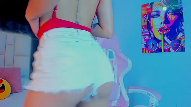 Snapshot of SammyRose_ chatting on 11-15-25, 08:05 SammyRose online show from 11-15-25, 08:05