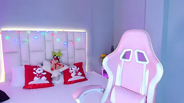 Snapshot of SammyRose_ chatting on 11-29-25, 04:10 SammyRose online show from 11-29-25, 04:10