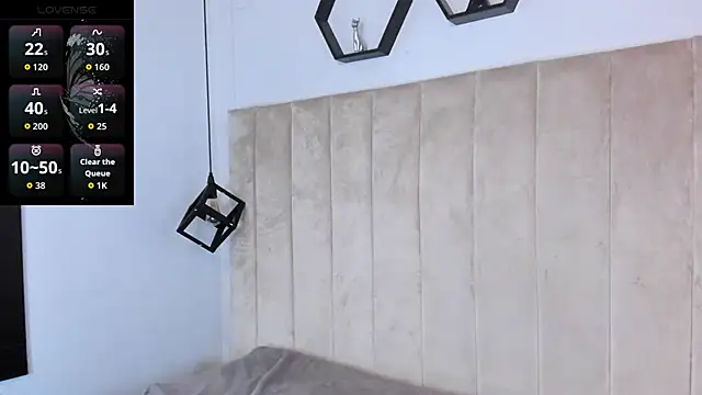 Snapshot of AfroditaLeclair chatting on 09-21-25, 08:21 AfroditaLeclair online show from 09-21-25, 08:21