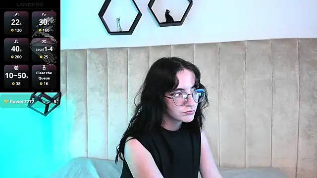 Snapshot of AfroditaLeclair chatting on 10-02-25, 09:22 AfroditaLeclair online show from 10-02-25, 09:22