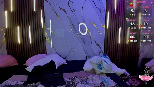 VictoriaDuart online show from 10-30-25, 08:20