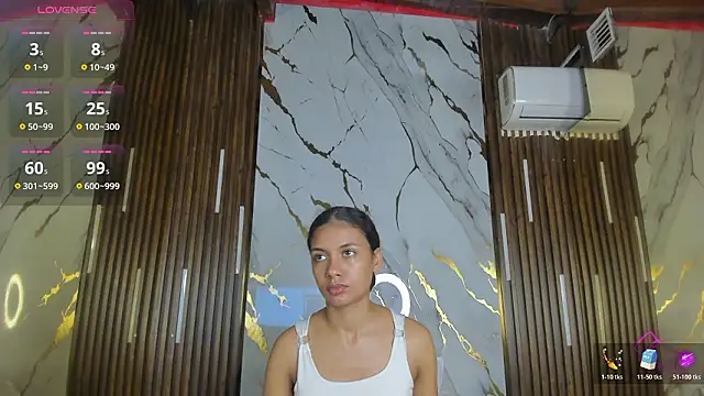 VictoriaDuart online show from 03-11-26, 02:01