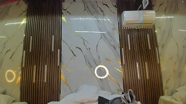 VictoriaDuart online show from 03-30-26, 08:32