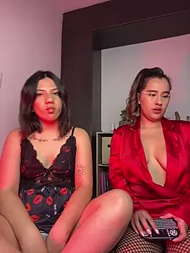 Snapshot of _Sara_london_ chatting on 02-01-26, 07:56 Sara london online show from 02-01-26, 07:56