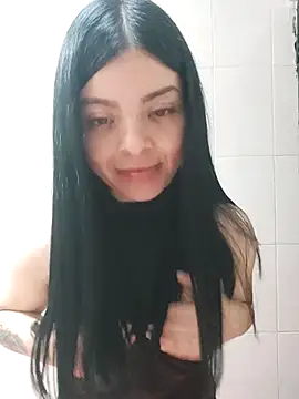 LunaJacobs online show from 04-22-26, 10:22