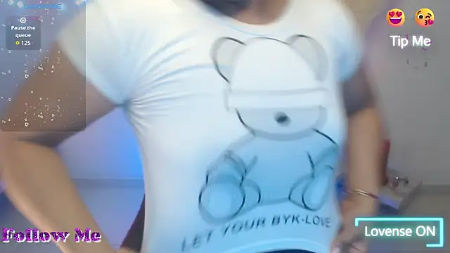 miyu charlotte online show from 10-14-25, 01:28