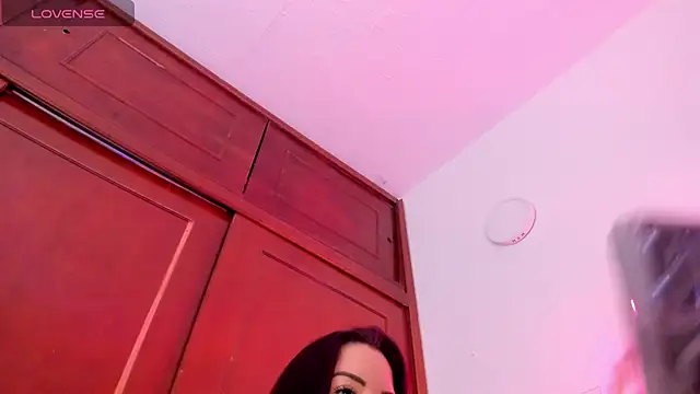  valeria saenz  online show from 11-10-25, 02:21