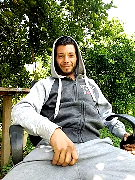 Snapshot of AlphaAlterX chatting on 10-15-25, 01:33 AlphaAlterX online show from 10-15-25, 01:33