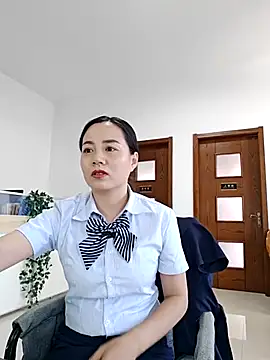 Snapshot of bingxin- chatting on 10-31-25, 05:08 bingxin- online show from 10-31-25, 05:08