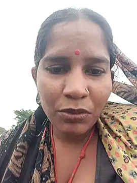 Hot Seema83 online show from 10-28-25, 10:08