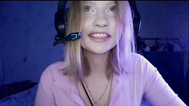 Snapshot of pr_In_cess_ chatting on 09-21-25, 08:21 pr In cess online show from 09-21-25, 08:21