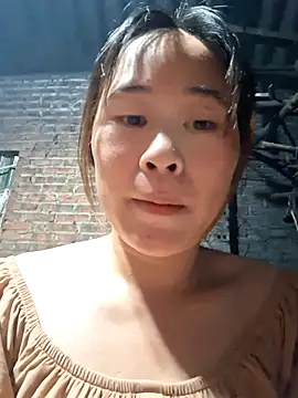 ALIENHR38 online show from 10-05-25, 11:57