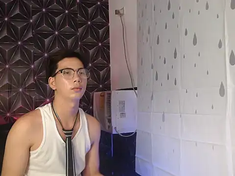 ursweet jade online show from 09-22-25, 01:35