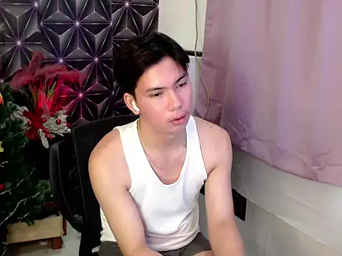 ursweet jade online show from 12-13-25, 07:53