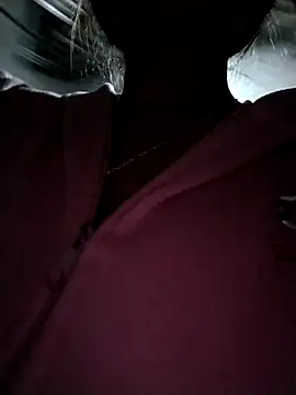 Snapshot of soope-00 chatting on 11-18-25, 10:31 soope-00 online show from 11-18-25, 10:31