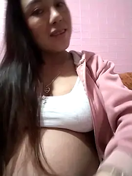 Snapshot of soope-00 chatting on 11-24-25, 01:22 soope-00 online show from 11-24-25, 01:22