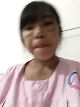 Snapshot of soope-00 chatting on 12-02-25, 10:42 soope-00 online show from 12-02-25, 10:42