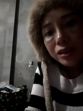 Snapshot of soope-00 chatting on 12-05-25, 10:35 soope-00 online show from 12-05-25, 10:35