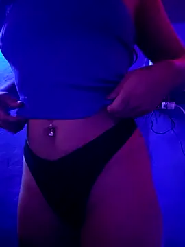 Snapshot of mamasitapetite chatting on 10-16-25, 12:11 mamasitapetite online show from 10-16-25, 12:11