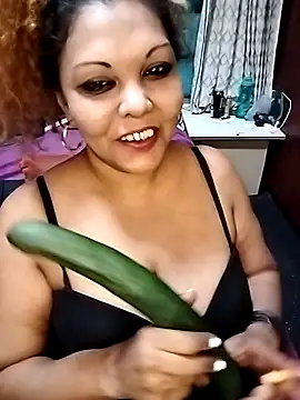 hemilynthomas2467 online show from 11-30-25, 07:51