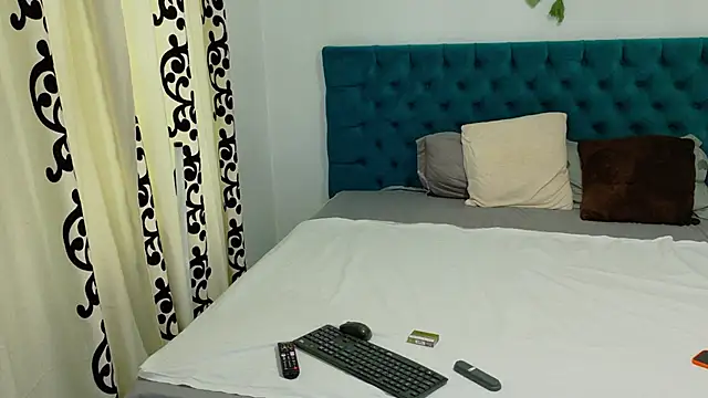 LexieRosse online show from 09-24-25, 05:55