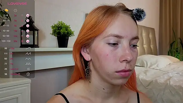 JuliannaWenger online show from 09-22-25, 04:31