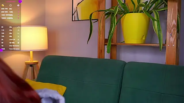 MarnaHarbor online show from 10-17-25, 01:46