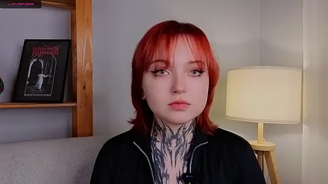 MarnaHarbor online show from 11-17-25, 02:12