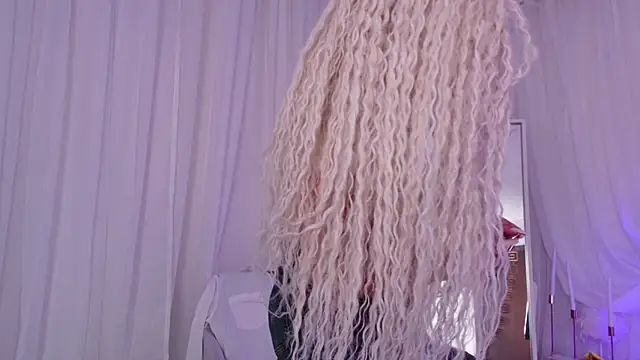 Lilit 1Love online show from 10-24-25, 04:36