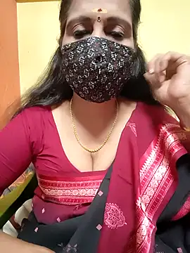 Snapshot of mallu-reshma chatting on 09-27-25, 04:34 mallu-reshma online show from 09-27-25, 04:34