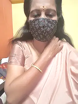 Snapshot of mallu-reshma chatting on 10-02-25, 10:22 mallu-reshma online show from 10-02-25, 10:22