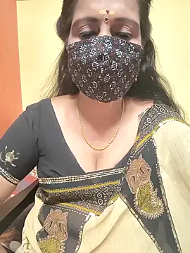 Snapshot of mallu-reshma chatting on 10-04-25, 01:09 mallu-reshma online show from 10-04-25, 01:09