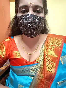 Snapshot of mallu-reshma chatting on 10-10-25, 12:59 mallu-reshma online show from 10-10-25, 12:59