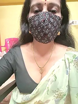 Snapshot of mallu-reshma chatting on 10-22-25, 03:23 mallu-reshma online show from 10-22-25, 03:23