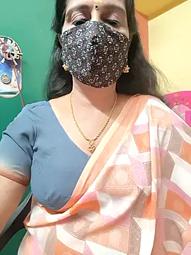 Snapshot of mallu-reshma chatting on 11-09-25, 08:34 mallu-reshma online show from 11-09-25, 08:34