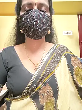 Snapshot of mallu-reshma chatting on 11-13-25, 07:07 mallu-reshma online show from 11-13-25, 07:07