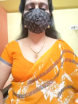 Snapshot of mallu-reshma chatting on 11-14-25, 02:16 mallu-reshma online show from 11-14-25, 02:16