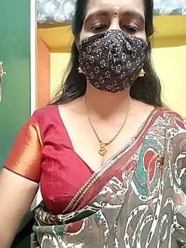 Snapshot of mallu-reshma chatting on 11-27-25, 05:42 mallu-reshma online show from 11-27-25, 05:42