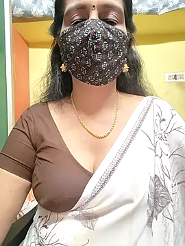 Snapshot of mallu-reshma chatting on 12-02-25, 06:19 mallu-reshma online show from 12-02-25, 06:19